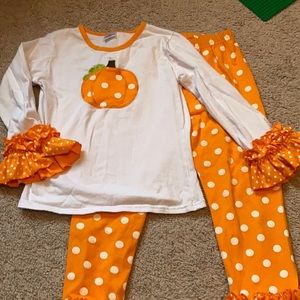 Pumpkin outfit
